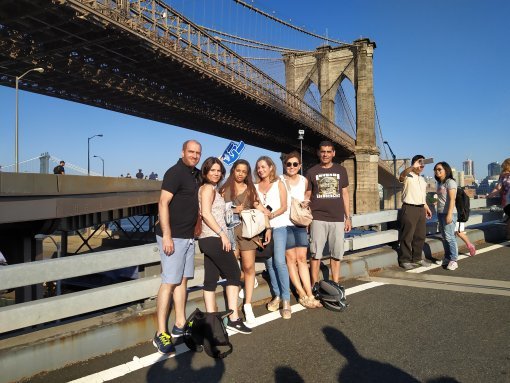 Puente de Brooklyn - Une los distritos de Brooklyn y Manhattan