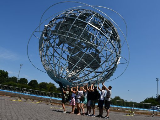 El Unisphere - Es una estructura metálica de la Tierra. Se encuentra en el parque Flushing Meadows-Corona